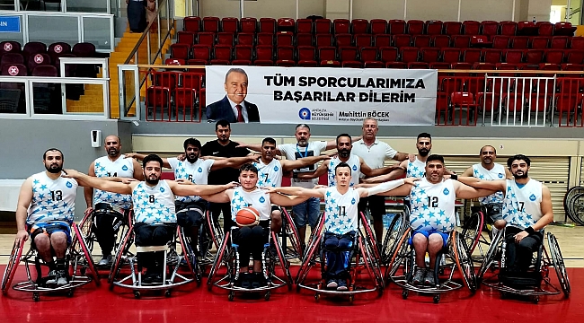  Büyükşehir Belediyesi ASAT Spor Tekerlekli Sandalye Basketbol Takımı Süper Lig’de