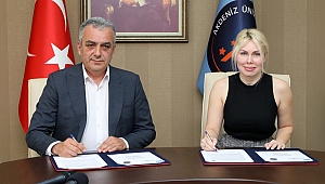 Akdeniz Üniversitesi Konyaaltı’nda Atatürk Anıtı yapacak