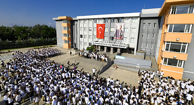 ALİ BAHAR’IN İSMİ BÖLGEDE HİZMETE AÇTIĞI TEKNİK KOLEJE VERİLDİ