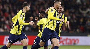 Fenerbahçe, Prag'da golcüleriyle kazandı