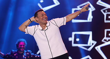 Antalya'da Mustafa Sandal rüzgarı esti