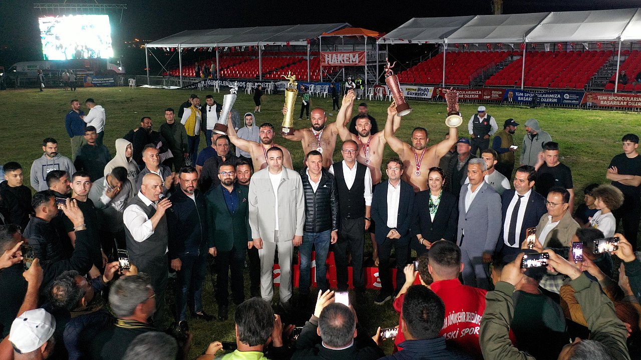Paşa’nın Aslanı sezona altın kemerle başladı