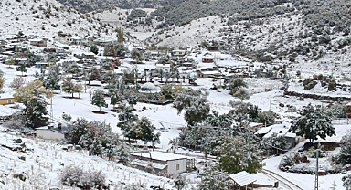 Antalya'nın yüksek kesimleri karla kaplandı