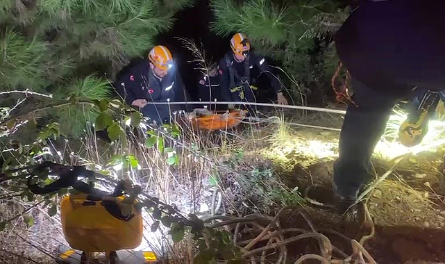 Yürüyüş esnasında uçurumdan düşen Ukraynalı 2 turist kurtarıldı