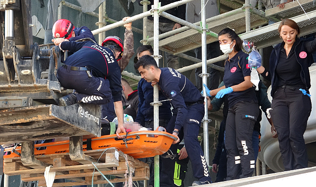 İnşaat iskelesinden düşen işçi ağır yaralandı