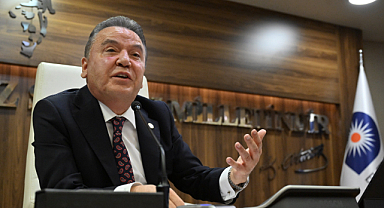 Muhittin Böcek hastaneye kaldırıldı