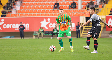 Trendyol Süper Lig: Corendon Alanyaspor: 2 - Fatih Karagümrük: 0 