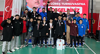 Korkutelili pehlivanlar 9 Madalya ile döndü