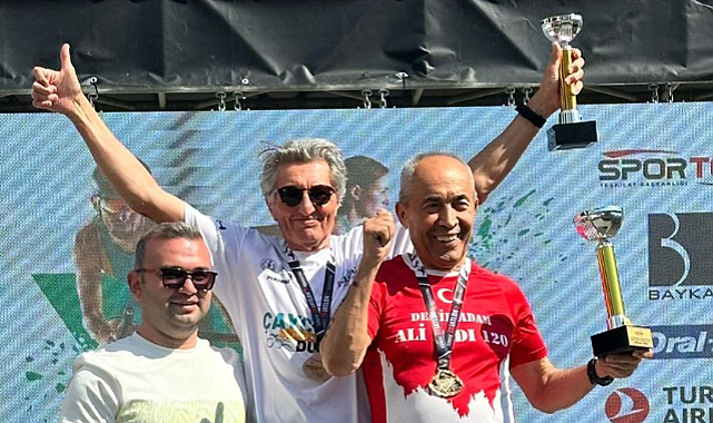 75 yaş üstü kategoride birinci olan milli sporcu Ali Bıdı Türkiye Kupası sahibi oldu