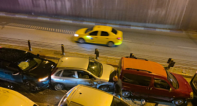 Antalya'da 11 araçlı zincirleme kaza: 1 yaralı