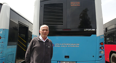  Otobüs şoföründen patenci çocuklara LED'li uyarı