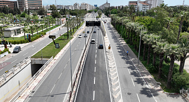 Yüzüncü Yıl Bulvarı'nda asfaltlama çalışması tamamlandı