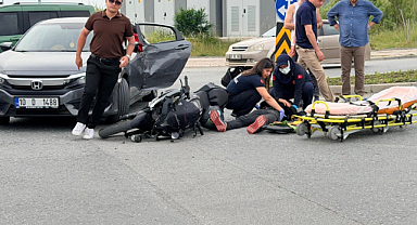 Antalya'da otomobil ile motosiklet çarpıştı