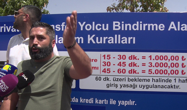 Antalya Havalimanında VIP taşımacıların eylemi