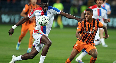 Arda Turan’lı Shakhtar Donetsk, tur şansını zora soktu