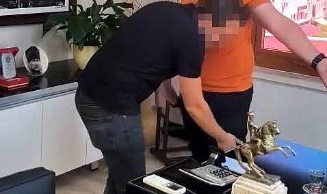 Baklava kutusunda makamında 110 bin euro ile yakalanan Tüter