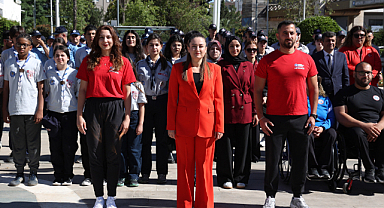 Büyükşehir Belediyesi'nde 19 Mayıs töreni