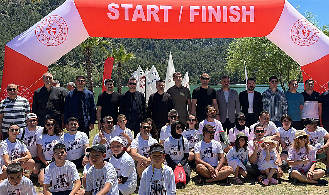 Maviyle yeşilin buluştuğu Burdur'da doğa ve su sporları etkinliği
