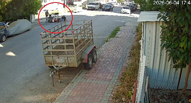 Motorlu bisiklet ile elektrikli bisiklet çarpıştı, 4 yaşındaki çocuk yaralandı