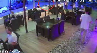 18 yaşındaki motosikletli genç kazada hayatını kaybetti cenazeyi alan aile gözyaşlarına boğuldu