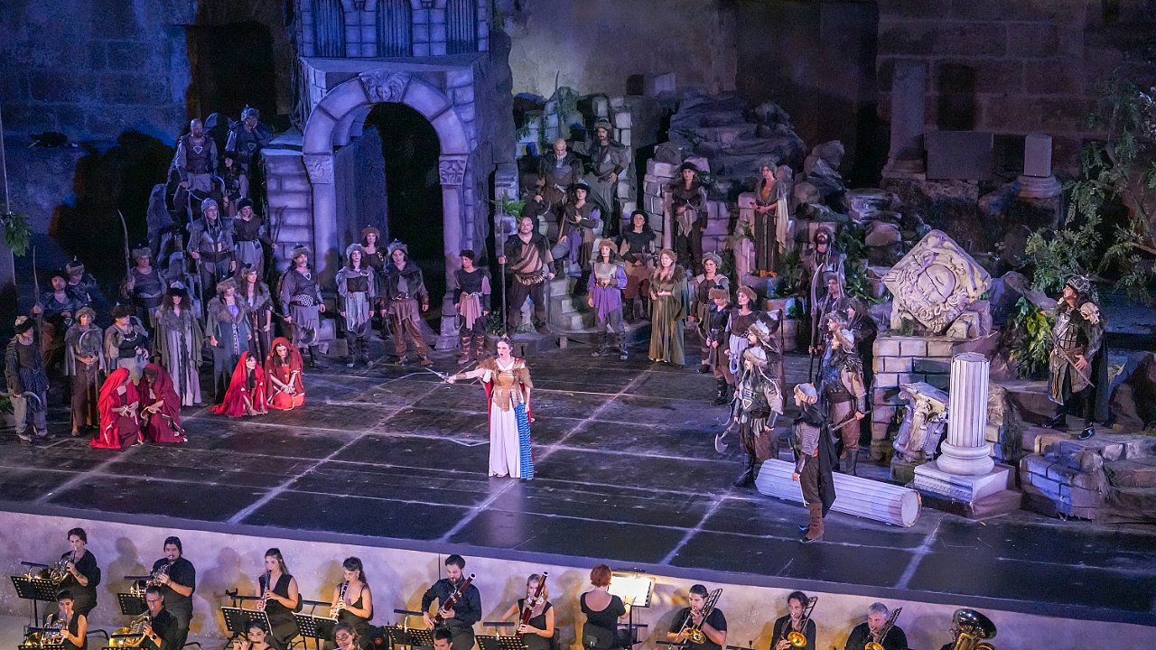 33. Uluslararası Aspendos Opera ve Bale Festivali 'Attila' ile başladı