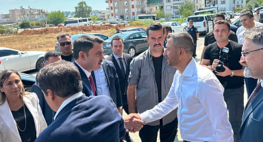 Bakan Kurum, AK Parti Milletvekili Kemal Çelik'in ağabeyinin mevlidine katıldı