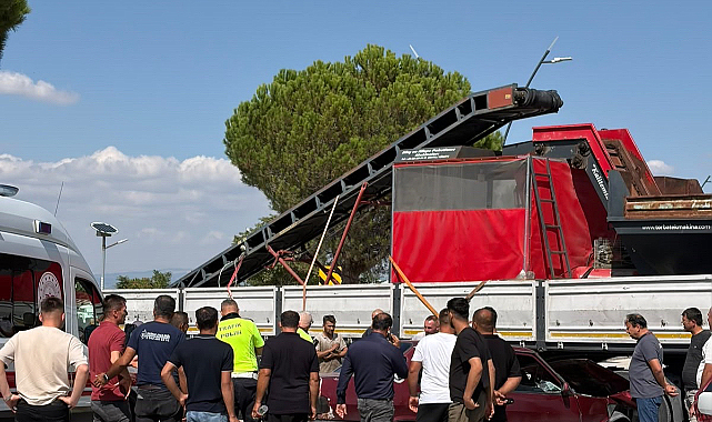 Burdur'da otomobil ile tır çarpıştı: 2 yaralı