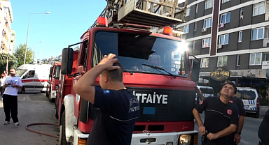 Evin mutfağında çıkan yangında evde bulunan 3 kişi dumandan etkilendi